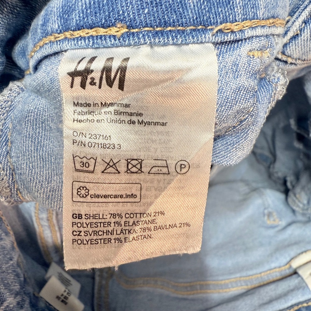 H&M &Denim High Waist Denim Shorts Women's US 4 Light‎ Wash Stretch Casual - Picture 5 of 10